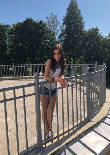 Лиза, Г. Дзержинский